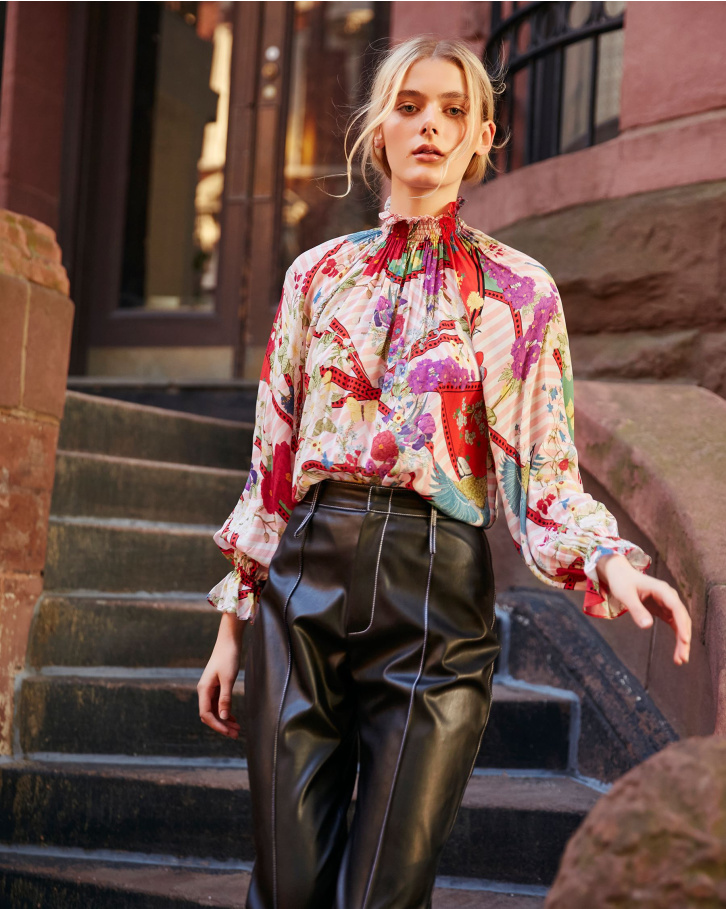 Abstract Flora Blouse