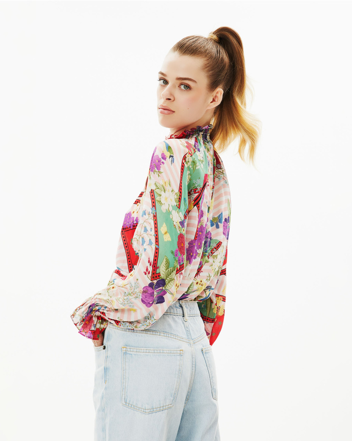 Abstract Flora Blouse