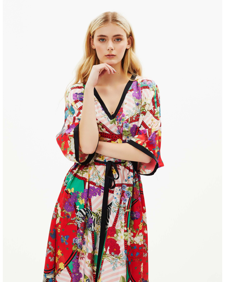 Abstract Flora Kaftan