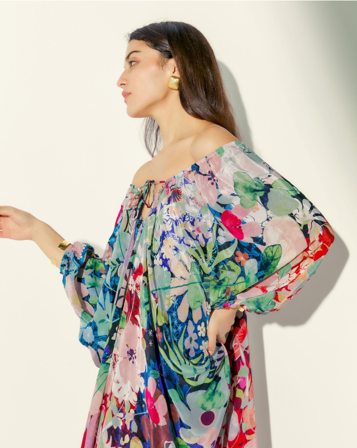 Romantica off-shoulder Maxi dress
