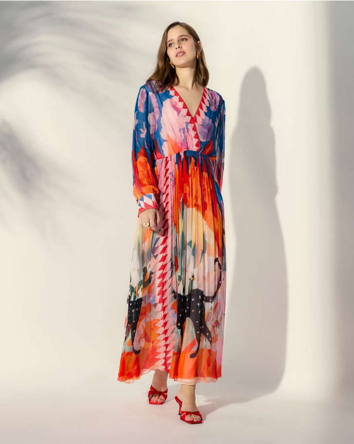 Feline Beauty Maxi dress