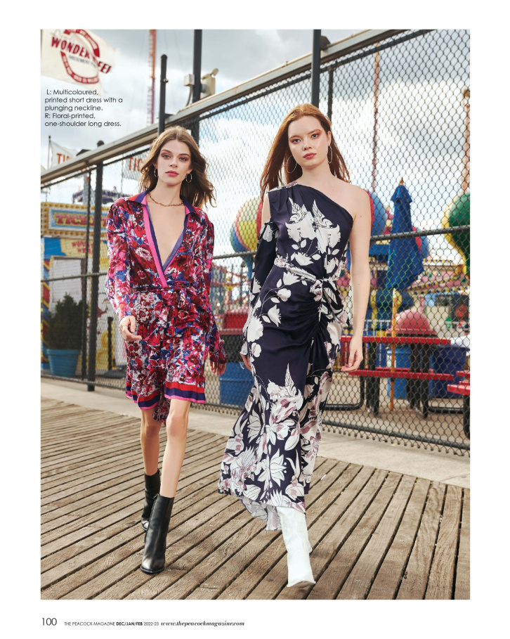 Multicoloured, printed short dress with a plunging neckline