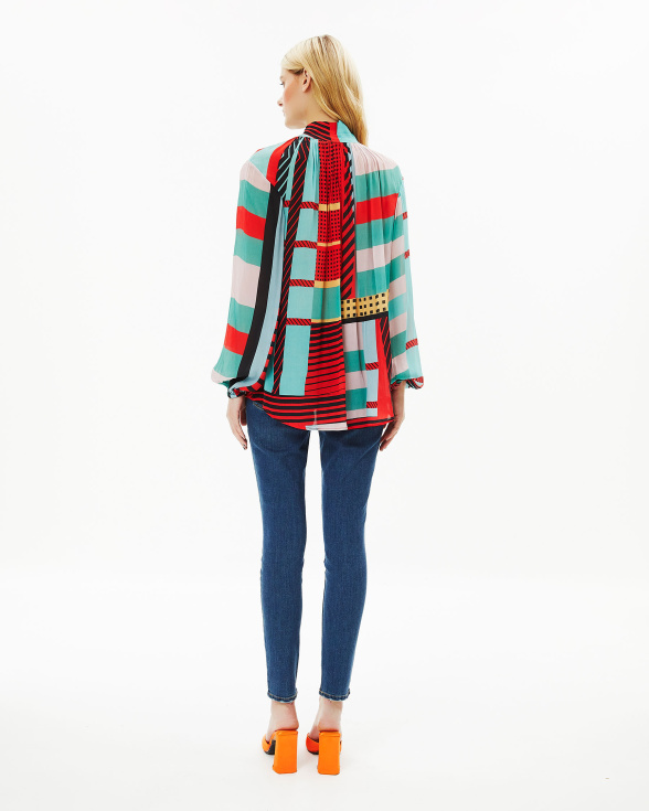 Geometric tie-up Blouse