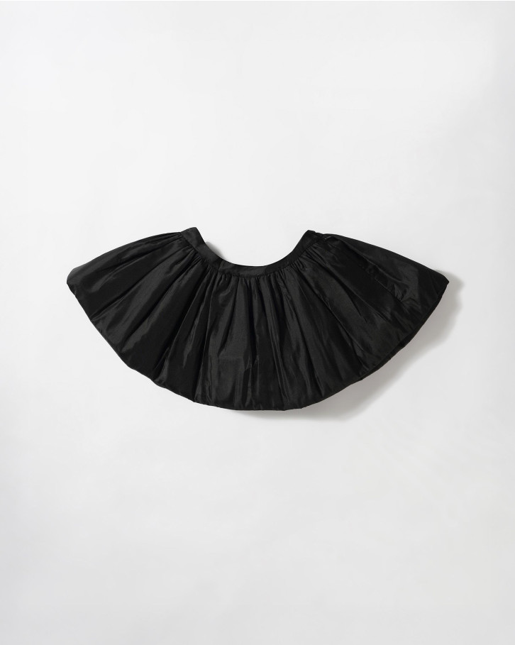 BLACK SHORT CLOUD SKIRT