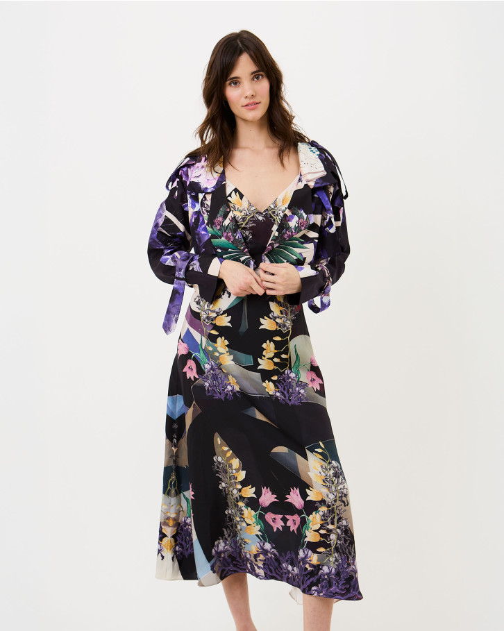 Garden of Wisteria Cropped Jacket