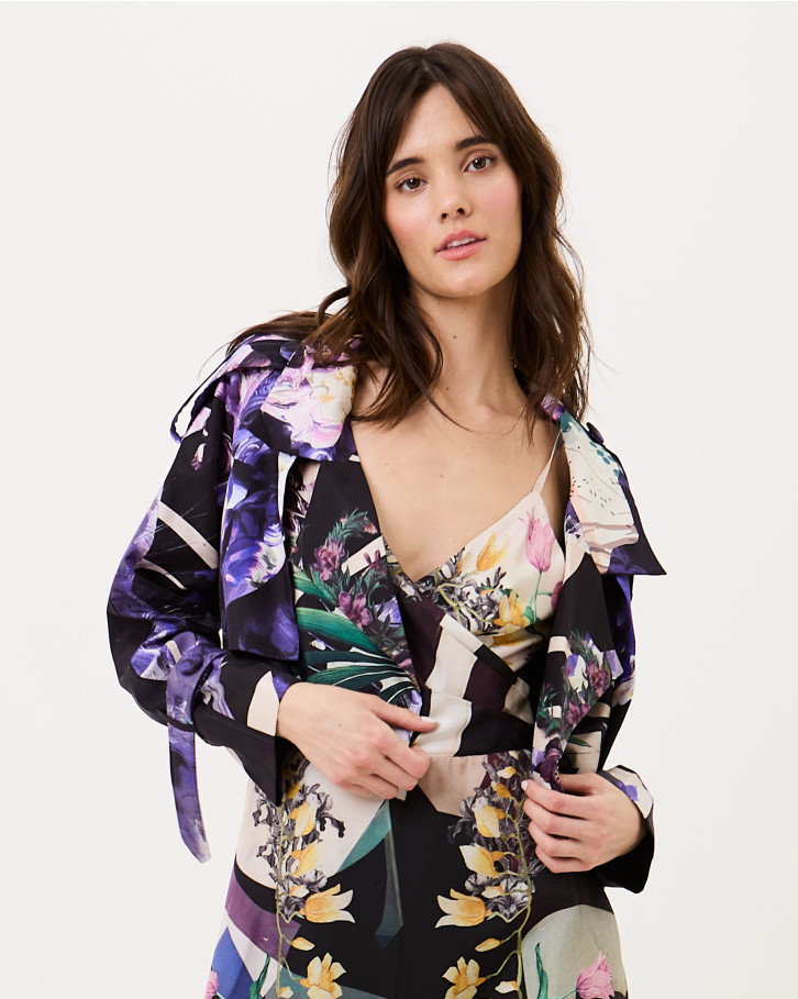 Garden of Wisteria Cropped Jacket